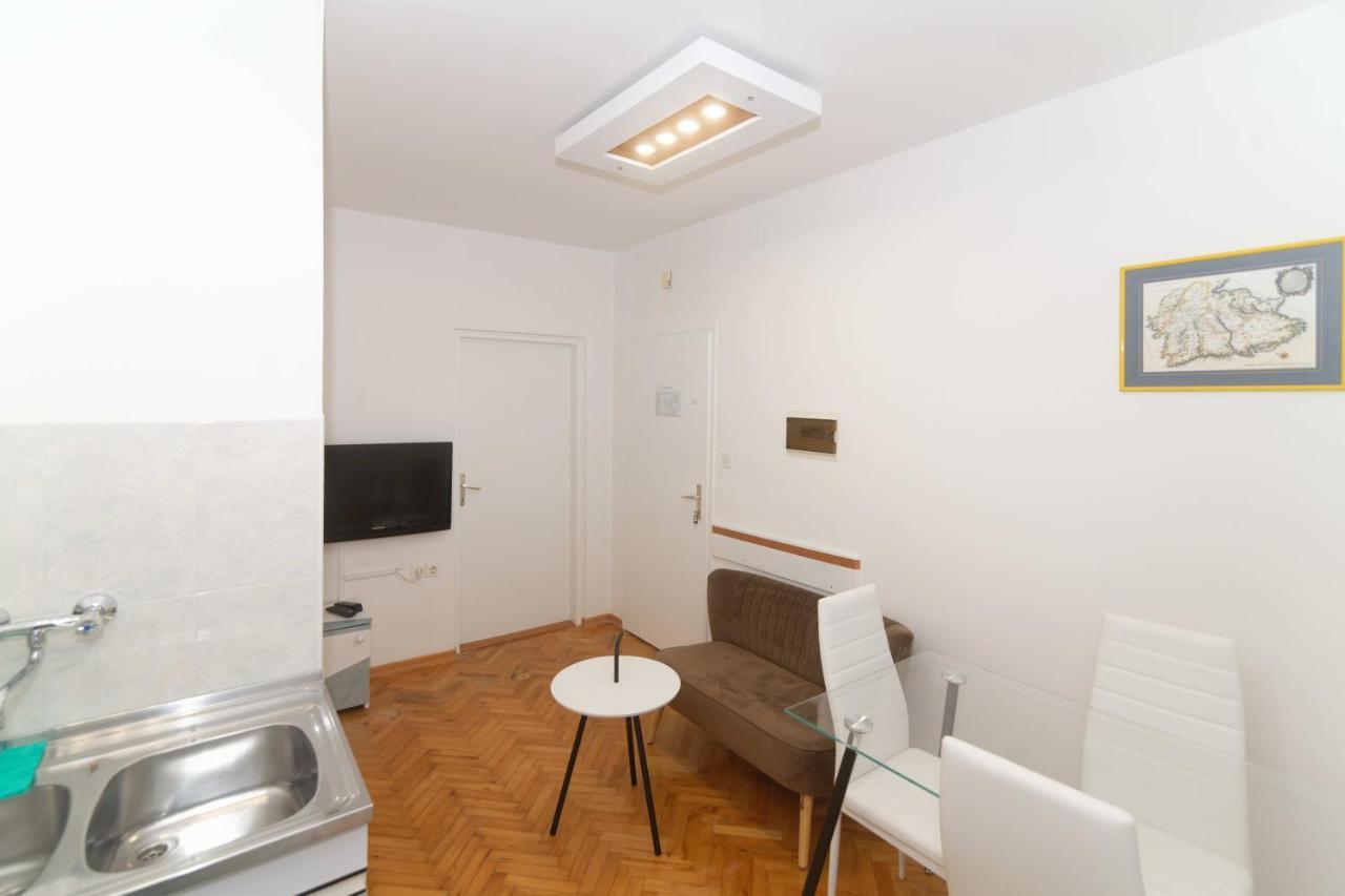 Apartments Jasna 1 Новиград Екстериор снимка