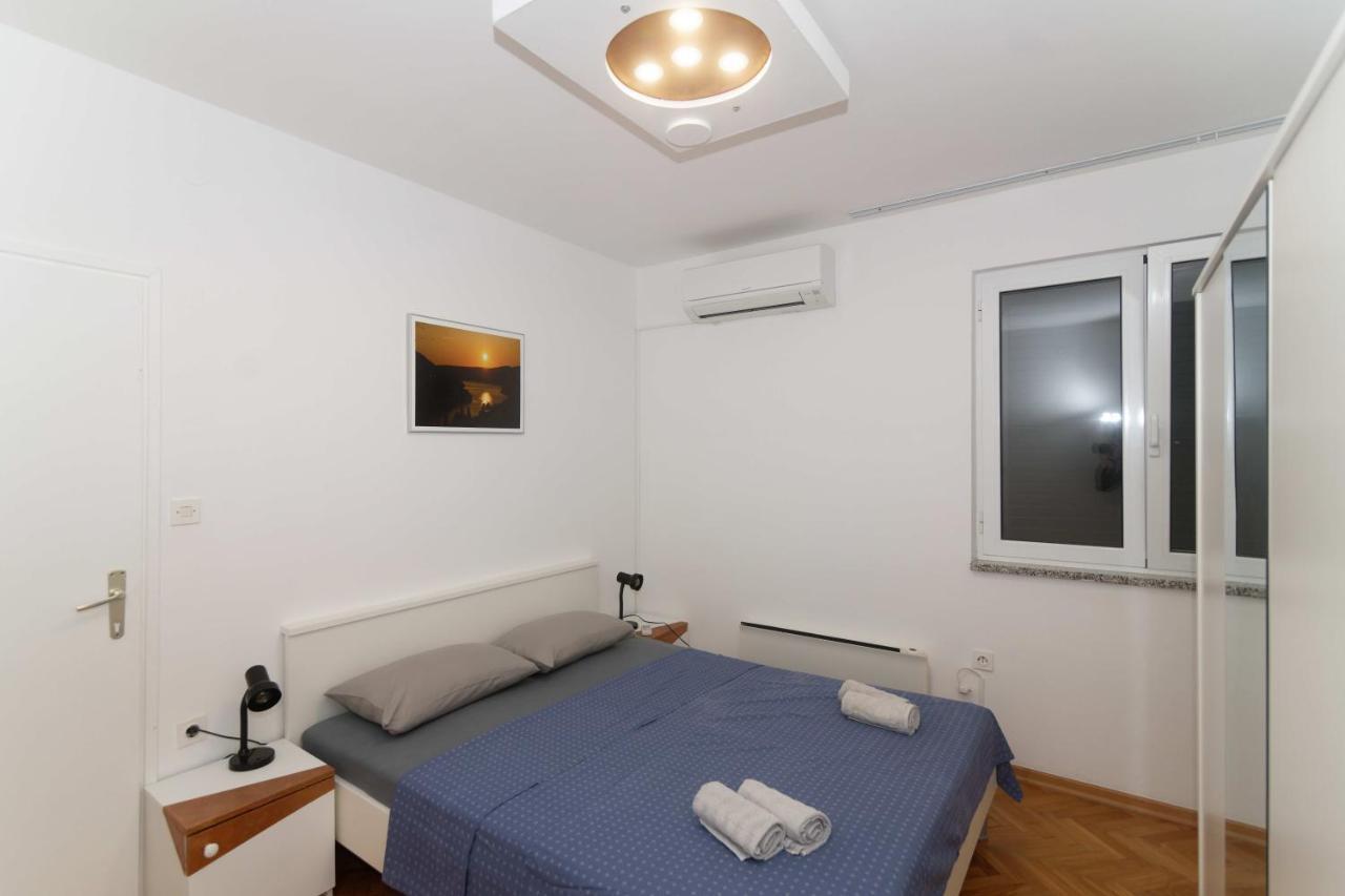 Apartments Jasna 1 Новиград Екстериор снимка